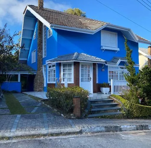 Casa Em Condominio Fechado Com Lareira