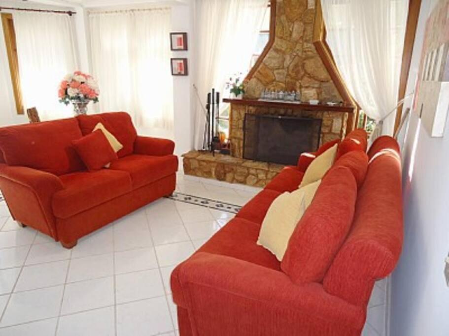 Casa Em Fechado Com Lareira * Campos do Jordão