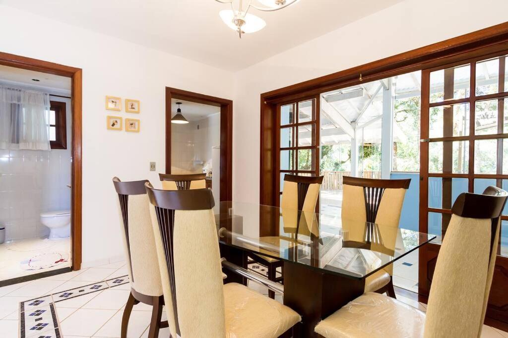 Casa de férias Casa Em Fechado Com Lareira